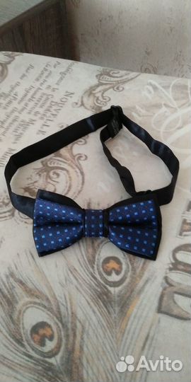 Галстук - бабочка для мальчика младш возраста