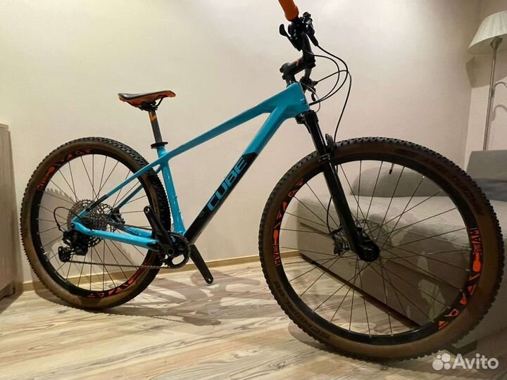 Хардтрейл Cube Reaction C:62 Race. 2021 г. Рама М