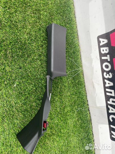 Обшивка салона Ford Escape 4 2020 42484909