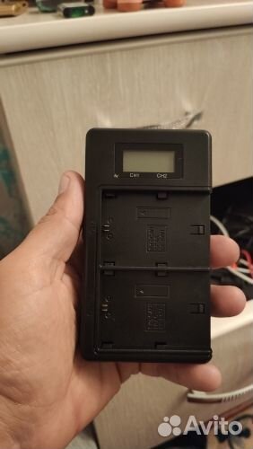 Зарядное устройство-power bank Canon LP-E6