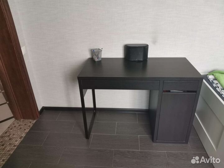 Письменный стол для школьника IKEA