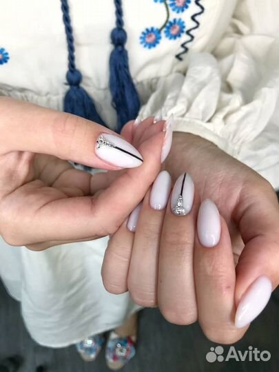 Маникюр. Педикюр. Наращивание. Ногти