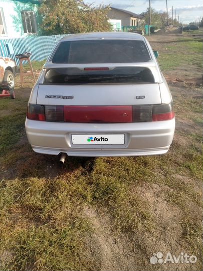 ВАЗ 2112 1.5 МТ, 2004, 300 000 км