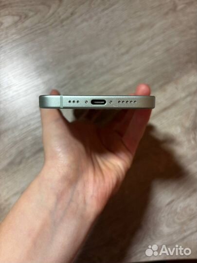 iPhone 15, 128 ГБ