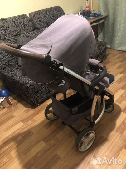 Коляска прогулочная Vista