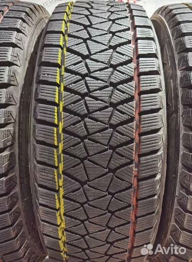 Bridgestone Blizzak DM-V2 225/65 R17 99T
