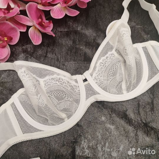 Бюстгальтер Triumph 70G