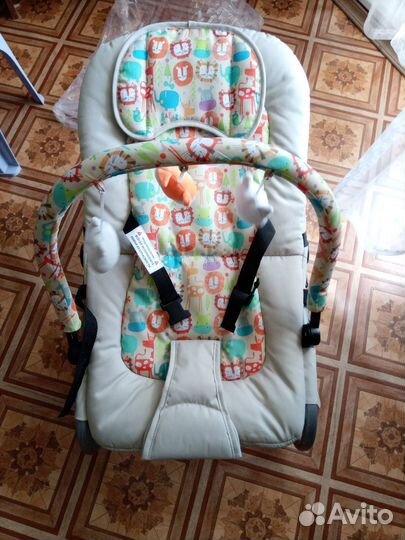 Шезлонг детский