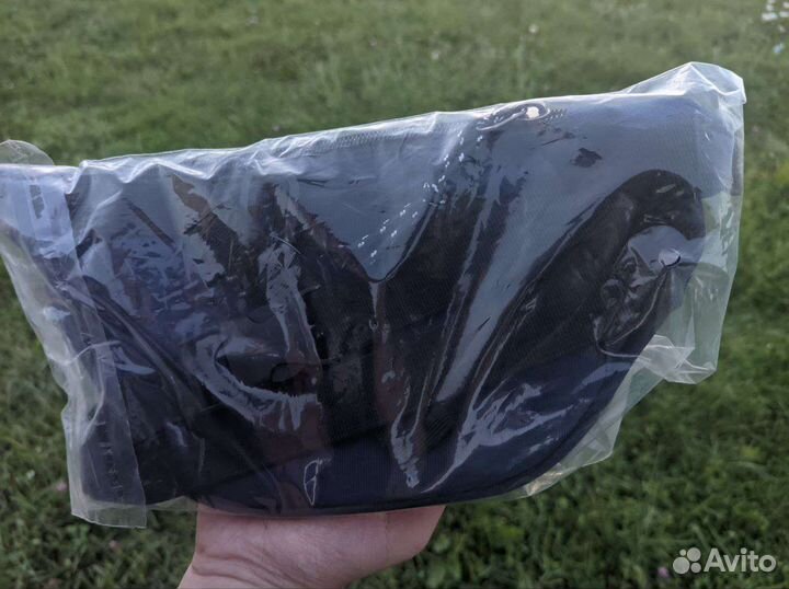 Поясная сумка tommy hilfiger на пояс новая синяя