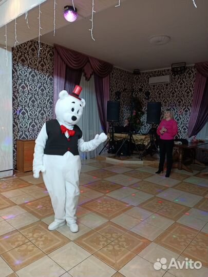 Белый мишка поздравление