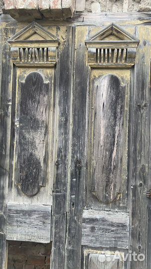 Антикварная дверь