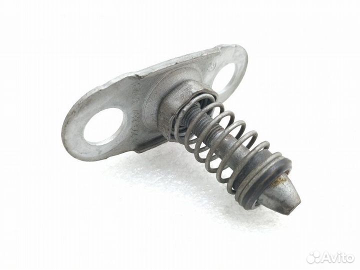 Упор капота Bmw X5 E53 3.0 2001