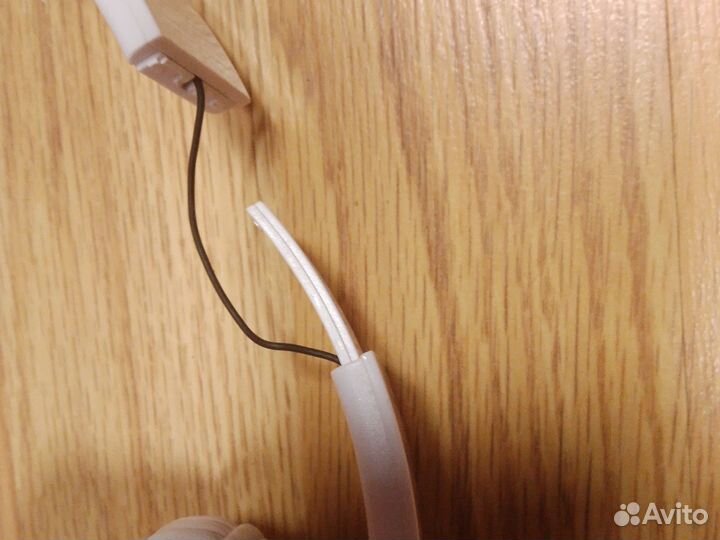 Беспроводные наушники на запчасти