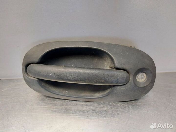 Ручка двери внешняя передняя левая Dodge Caravan 3