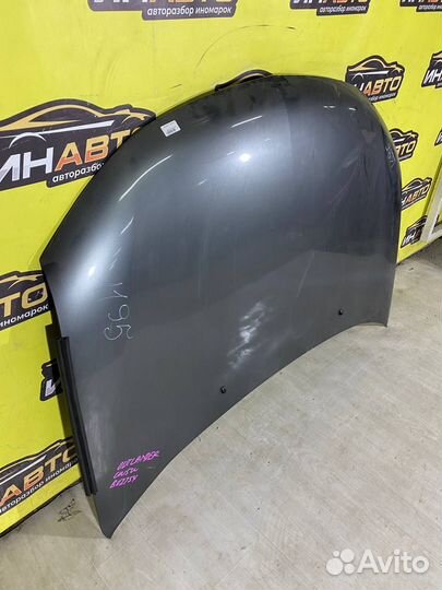 Капот на Mitsubishi Outlander XL