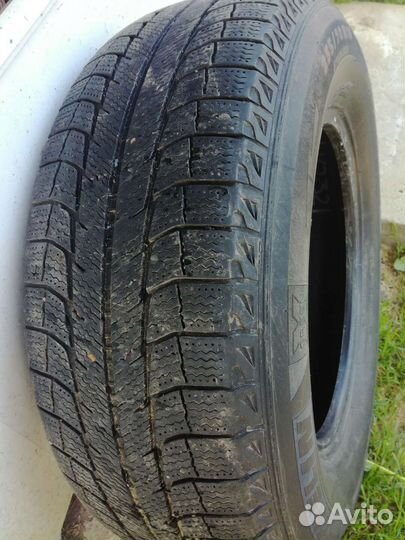 Michelin Latitude X-Ice 235/70 R16