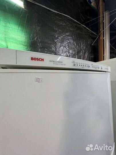 Холодильник бу bosch 172/69/62