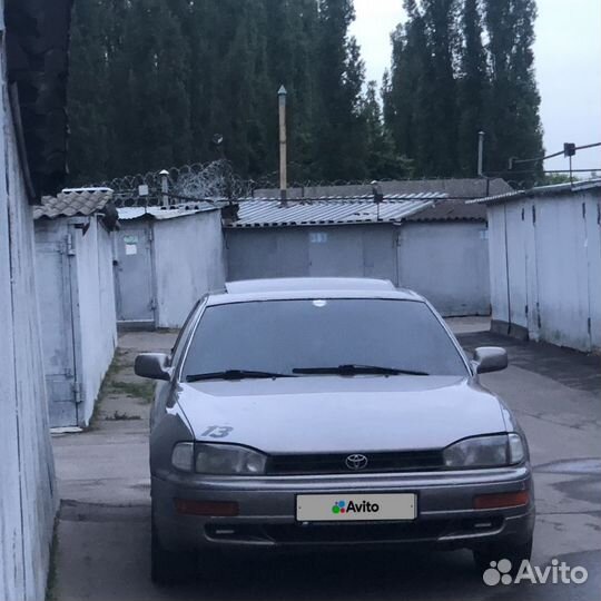 Toyota Camry 2.2 AT, 1992, 460 000 км