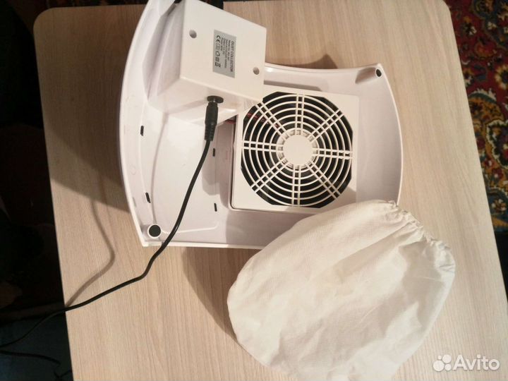 Пылесос для маникюра