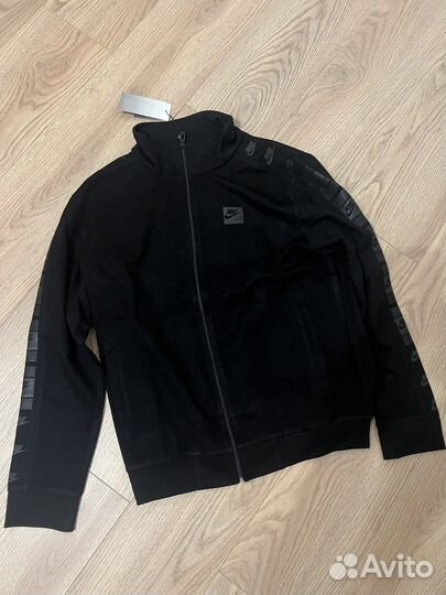 Спортивный костюм Nike