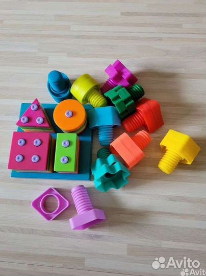 Развивающие игрушки