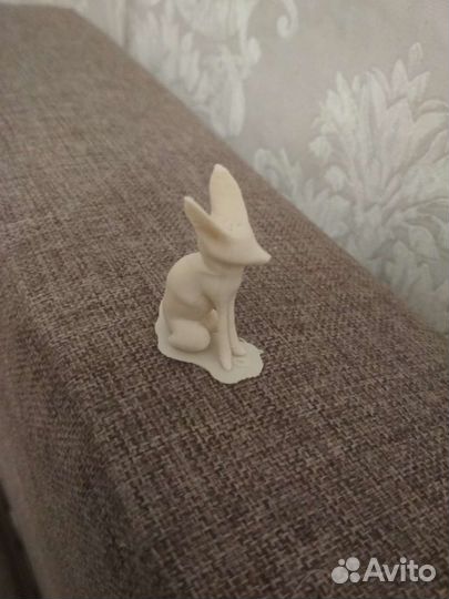 Лисица фенек фигурка