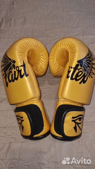 Боксерские перчатки Fairtex Falcon 12 oz
