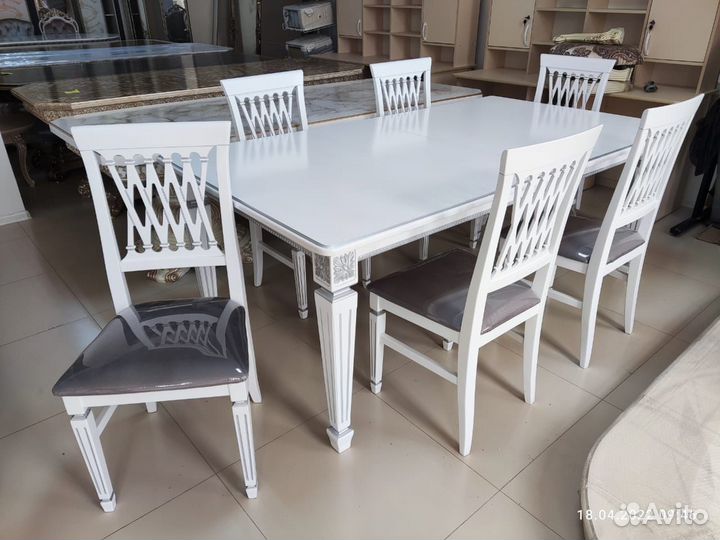 Стол и стулья роза