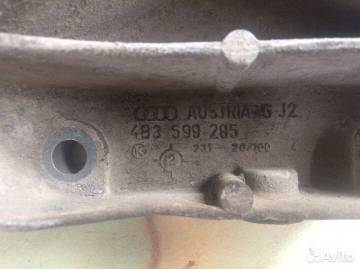 Кронштейн редуктора задний Audi Allroad 1