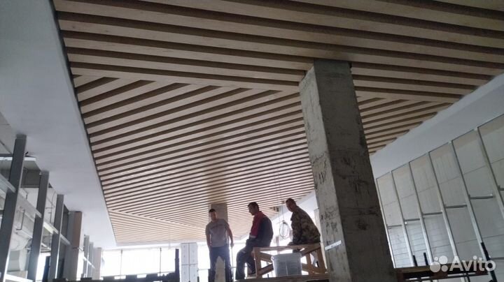 Потолок кубообразный реечный/Цвет 1015