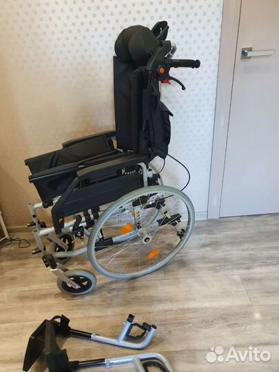 Инвалидная коляска новая