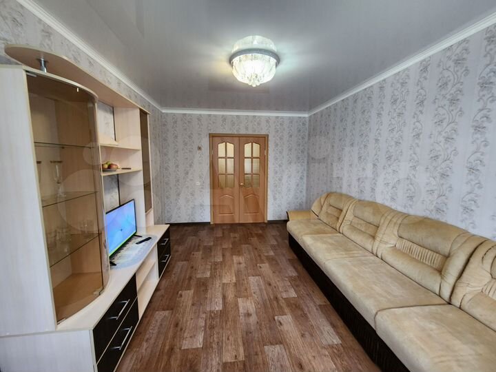 2-к. квартира, 52 м², 2/9 эт.