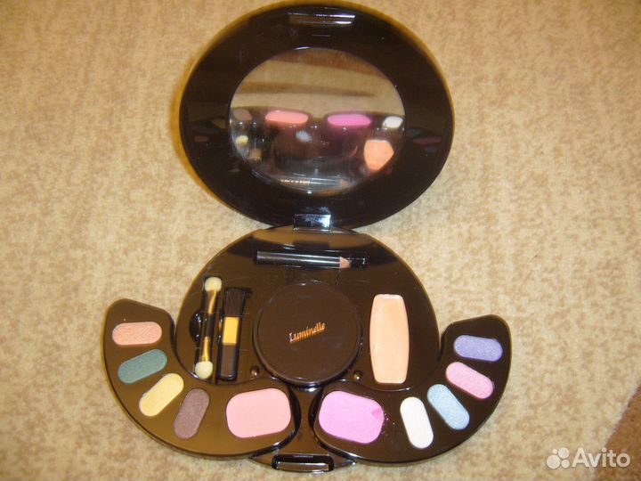 Итальянские наборы теней и румян Luminelle и Iris