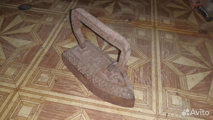 Старый утюг