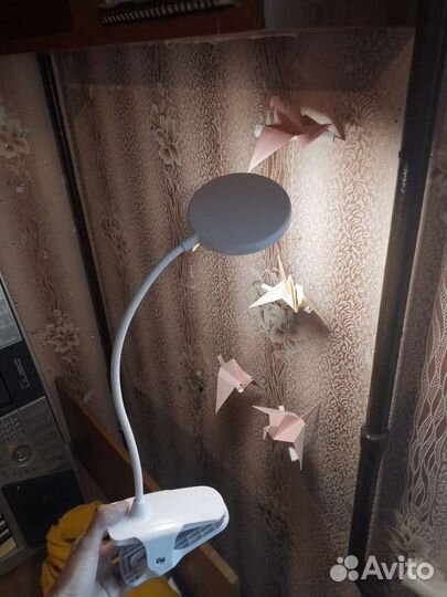 Лампа настольная беспроводная на прищепке