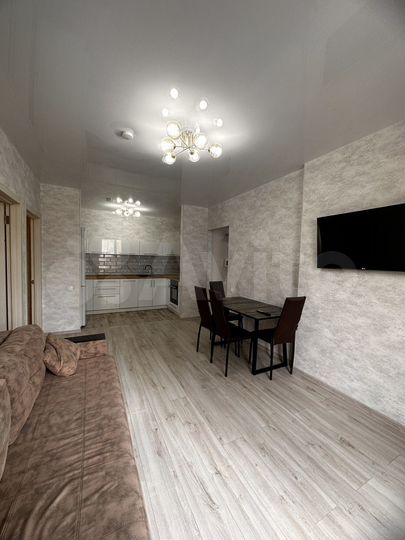 3-к. квартира, 71 м², 1/16 эт.