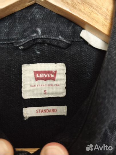 Рубашка джинсовая Levi's (размер S)