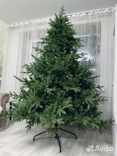 Елка искусственная литая 210 новая