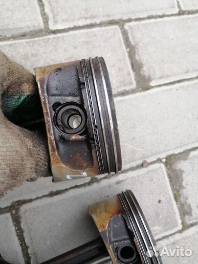 Шатун Поршень Опель Вектра С Астра 2.2 Z22SE