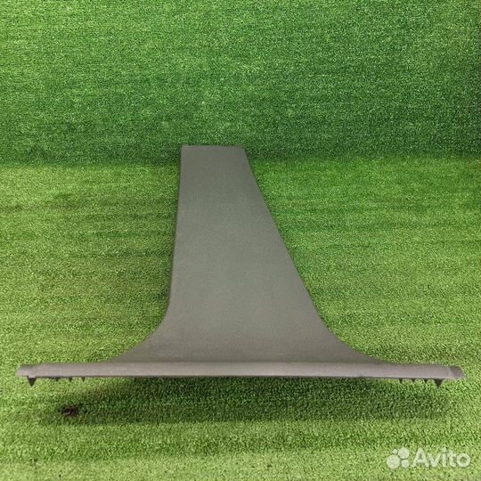 Обшивка центральной стойки левая нижняя Ford Focus