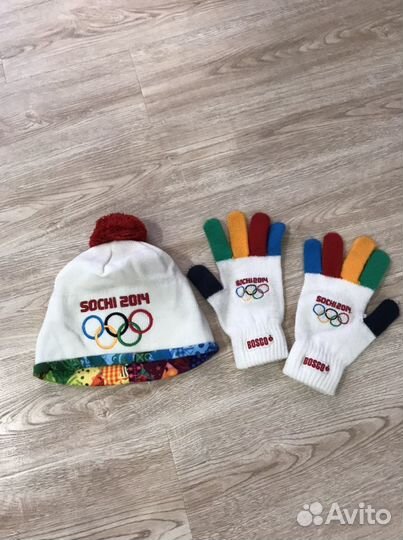 Шапка и перчатки Sochi 2014