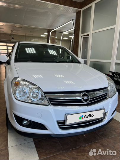 Opel Astra 1.6 AMT, 2011, 140 000 км