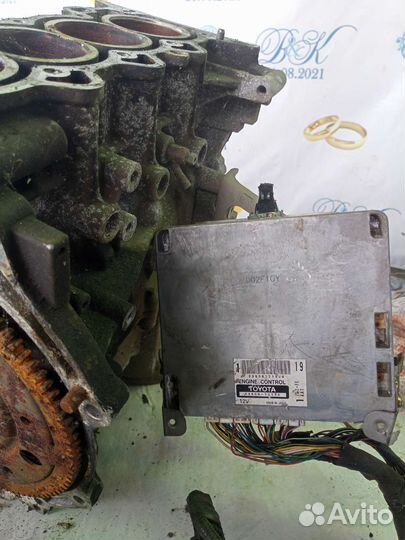 Двигатель в разборе Тойота Королла 120 1NZ-FE