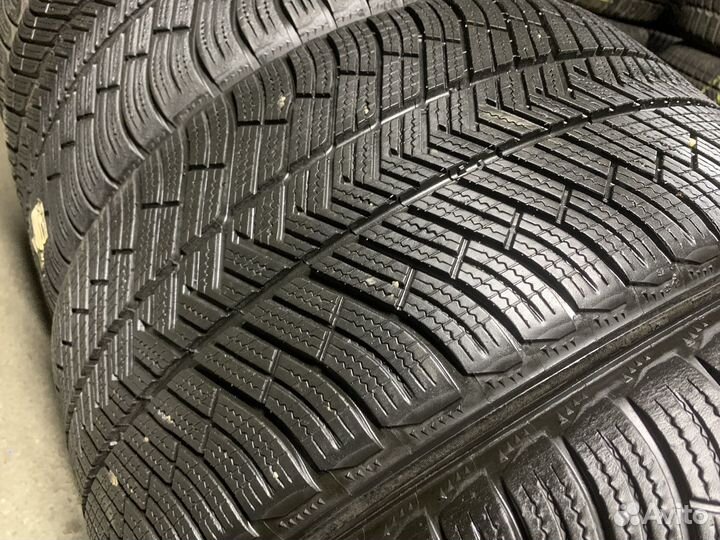 Michelin Pilot Alpin PA4 265/40 R19 и 295/35 R19 V