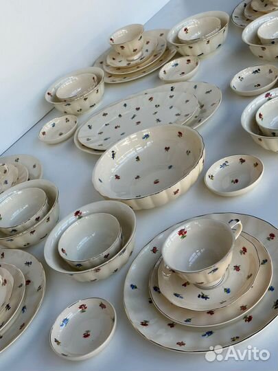 Столовый сервиз фарфор Полевые цветы бежевый