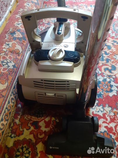 Пылесос vitek