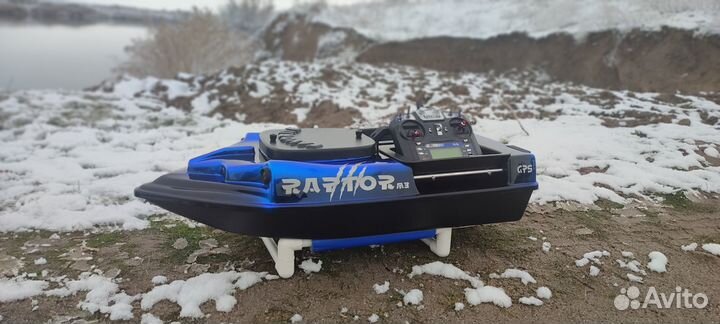 Карповый кораблик для рыбалки