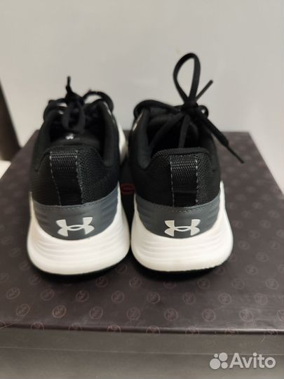 Кроссовки under armour