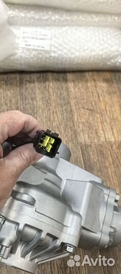 Редуктор передний cf moto x4 x8 x10