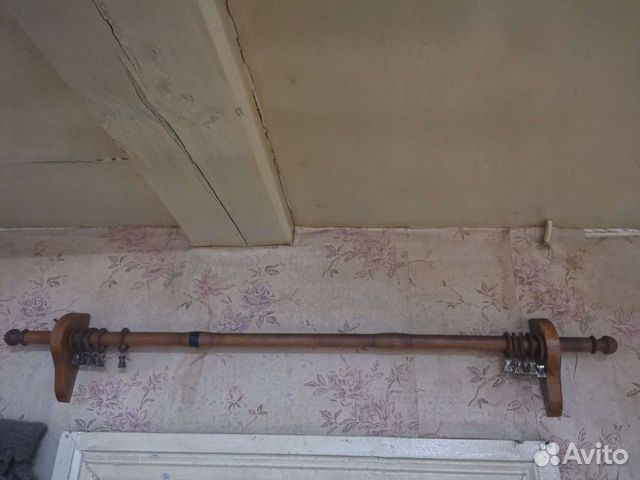 Деревянный карниз старинный